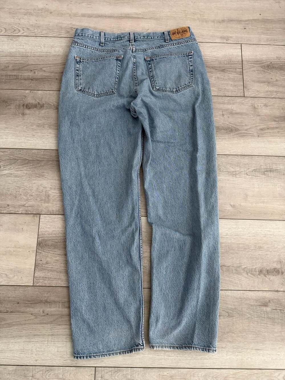 Gap Relaxed Fit Size 38x34 Light Wash Denim Jeans